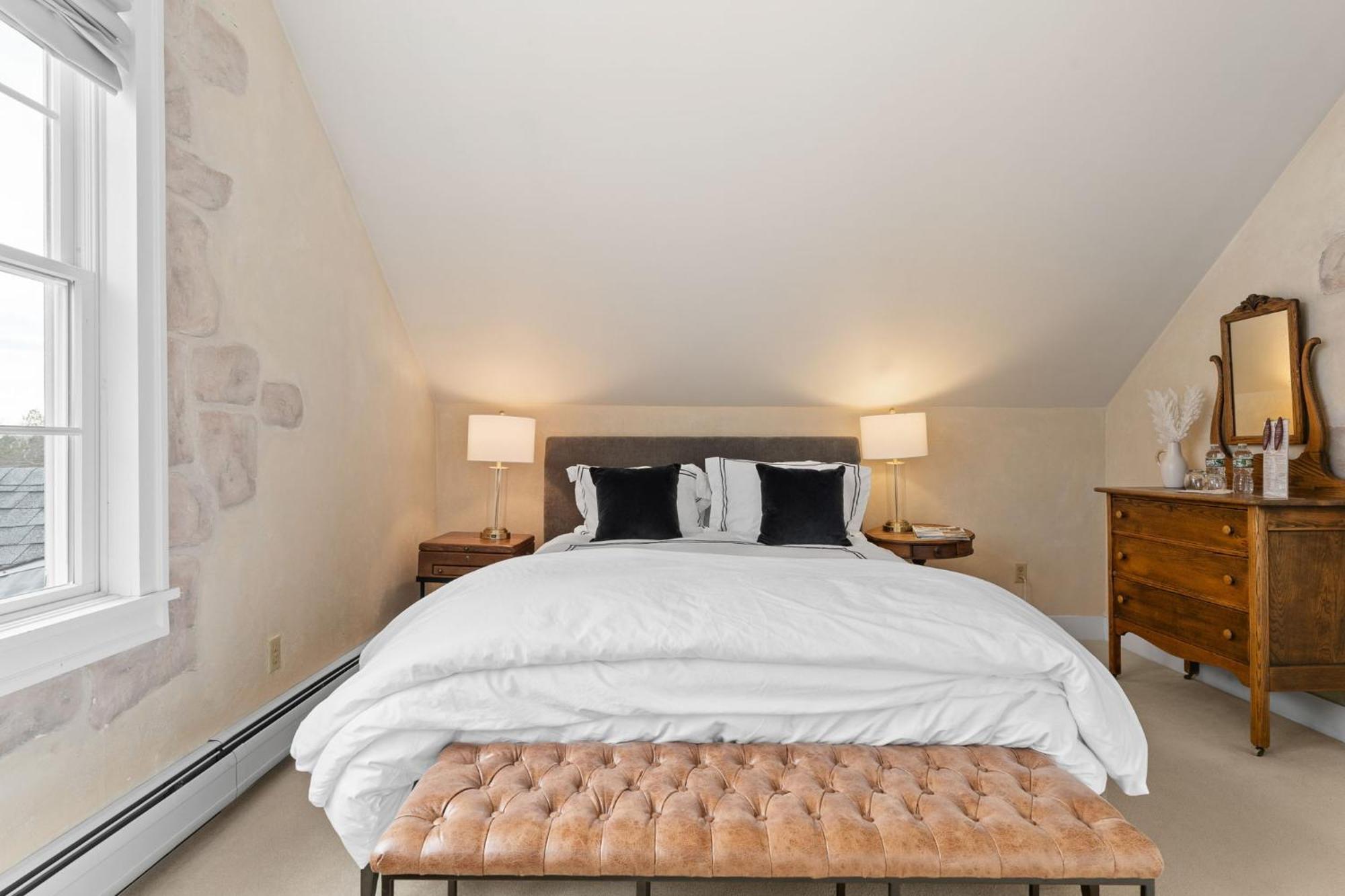 Red Clover Inn Mendon Bagian luar foto