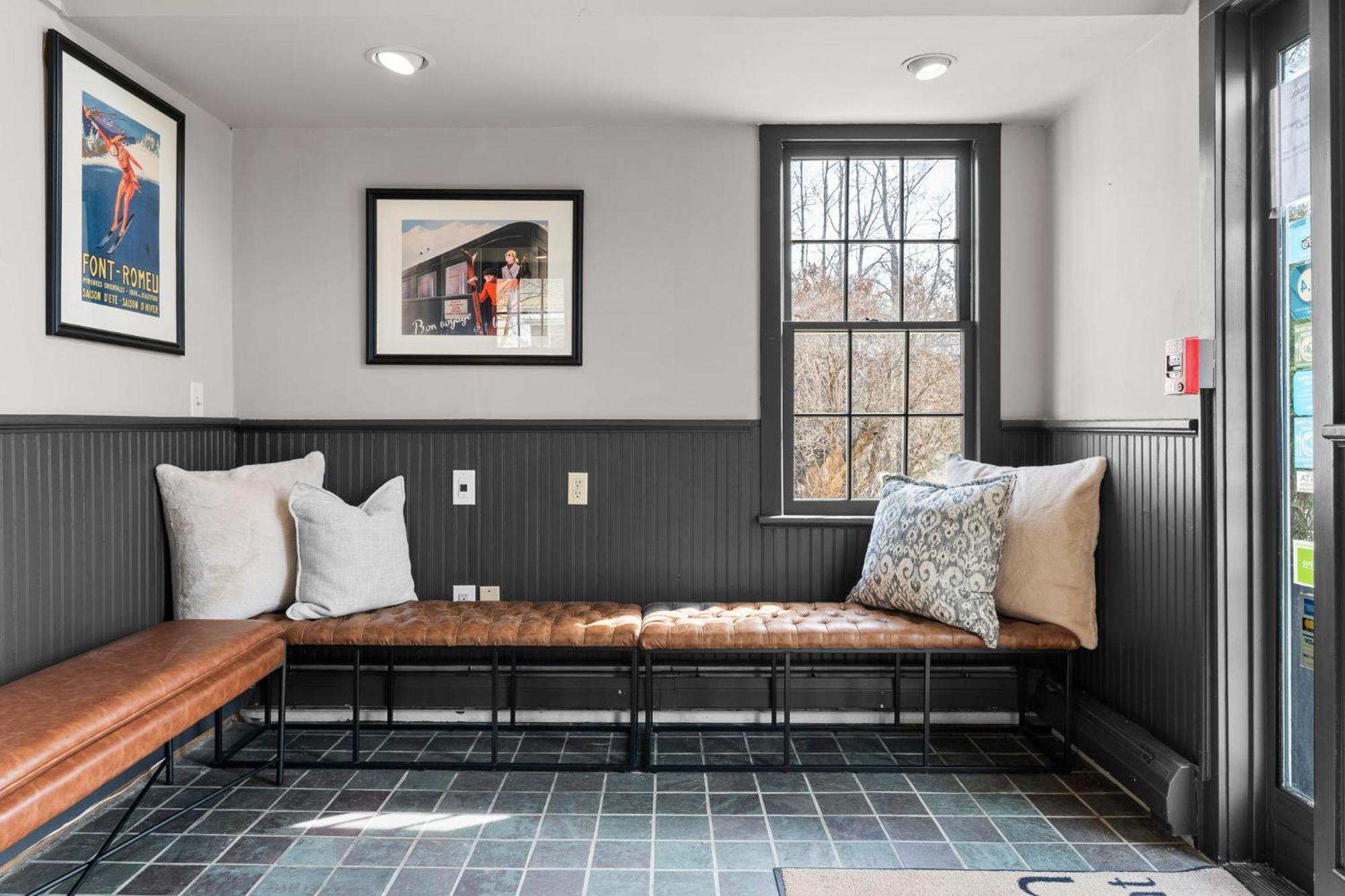 Red Clover Inn Mendon Bagian luar foto