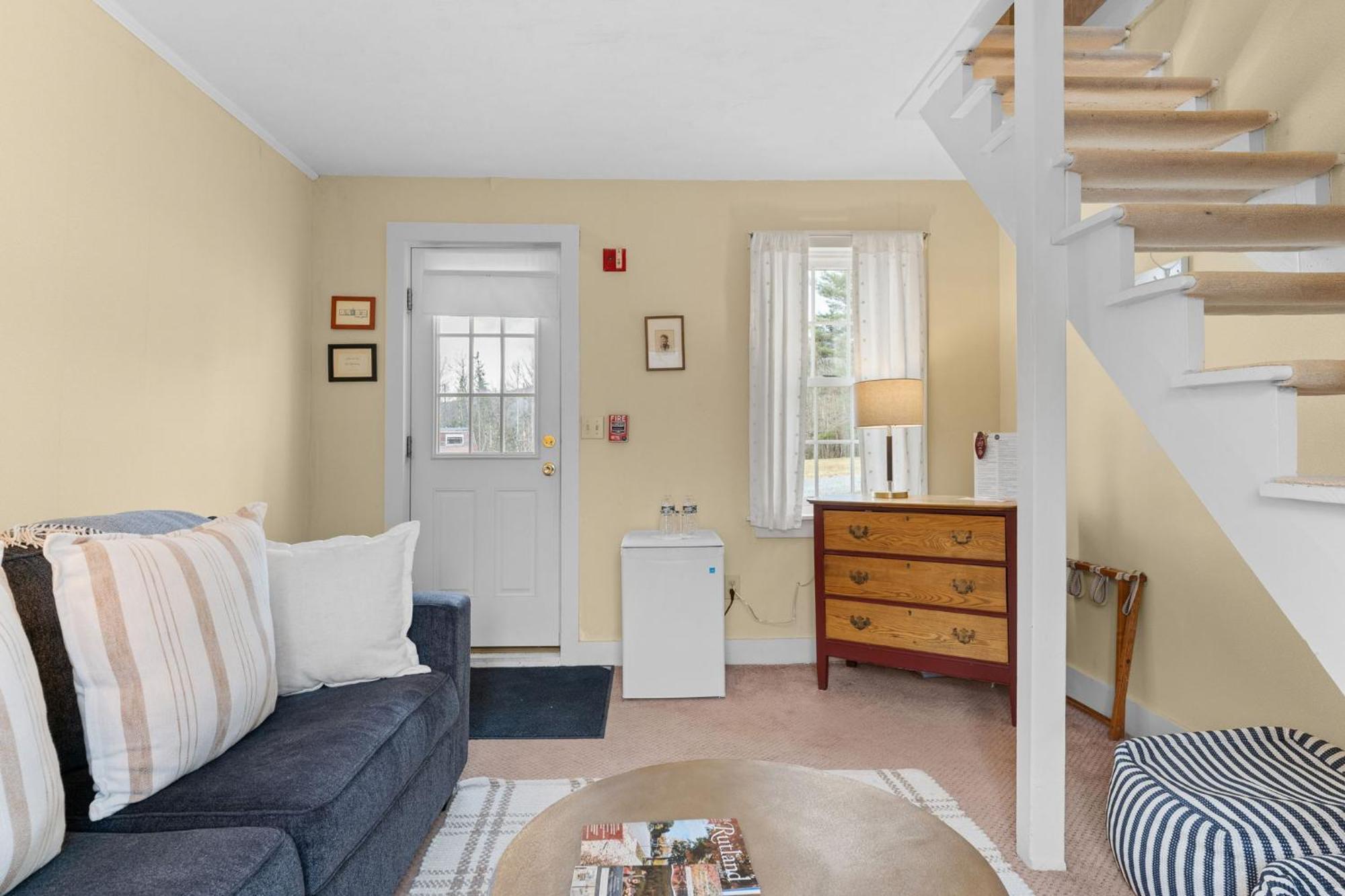 Red Clover Inn Mendon Bagian luar foto