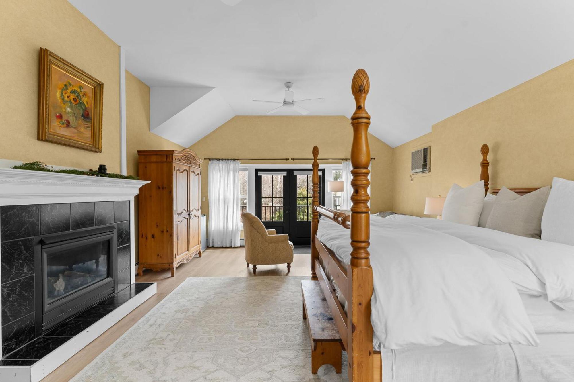 Red Clover Inn Mendon Bagian luar foto